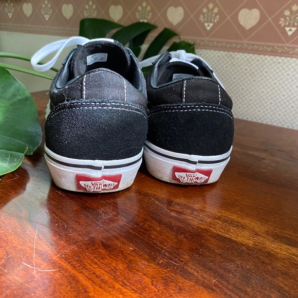 Vans Classic Old Skool Black and white Skate Shoe size US women's 7.5 - Picture 3 of 9